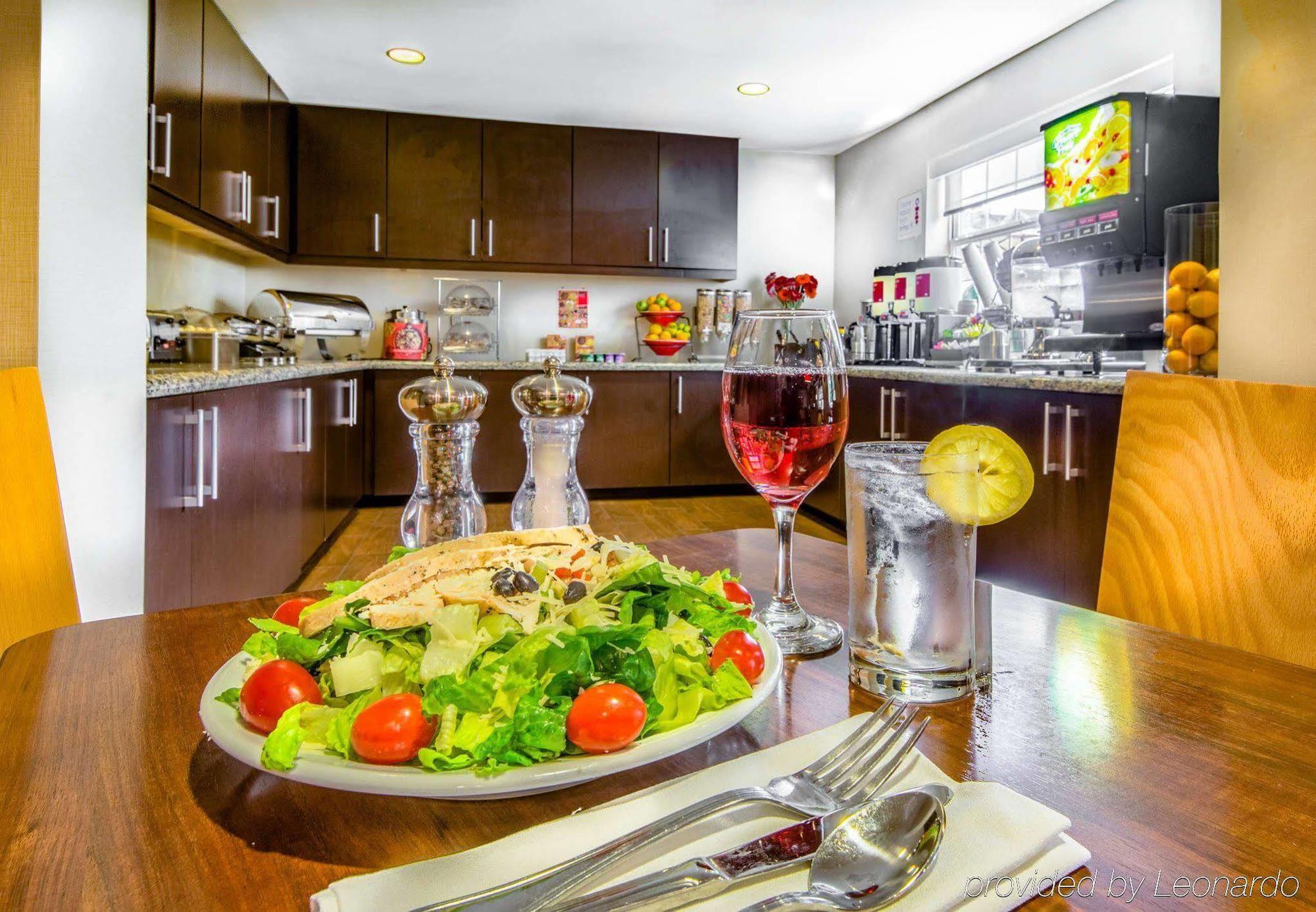 לינטיקום Towneplace Suites By Marriott Baltimore BWI Airport מראה חיצוני תמונה